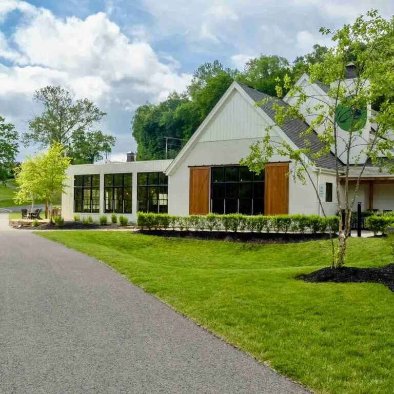 Coraopolis-PA-Landscape-Maintenance_11zon