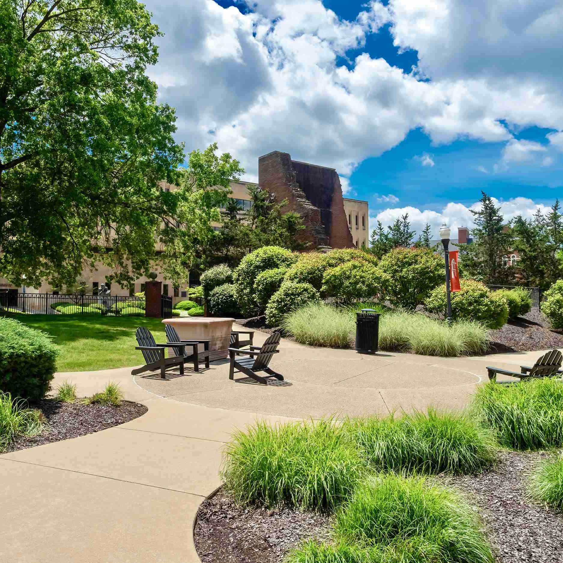 canonsburg-pa-commerical-landscape-maintenance2